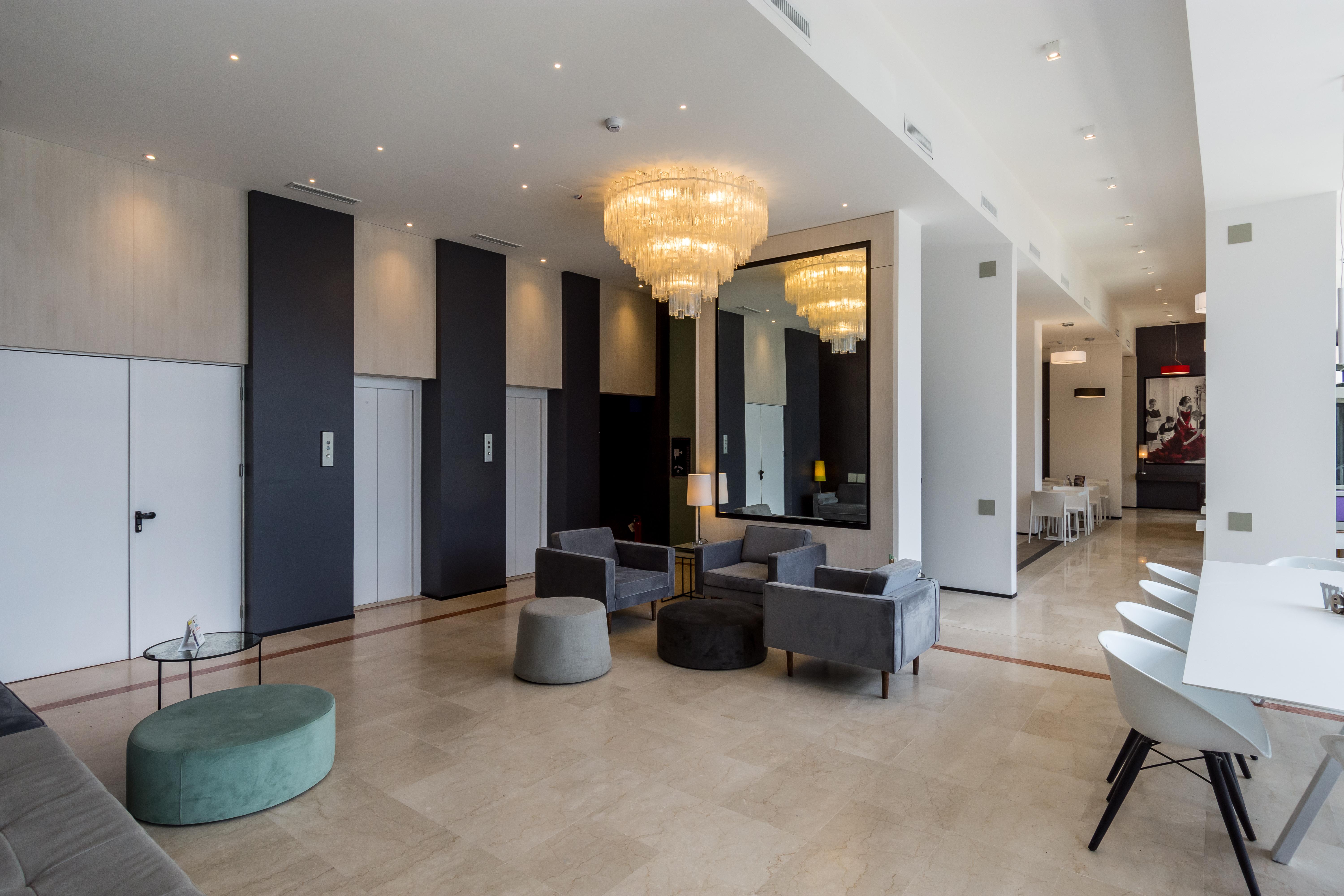 B&B Hotel Савона Экстерьер фото
