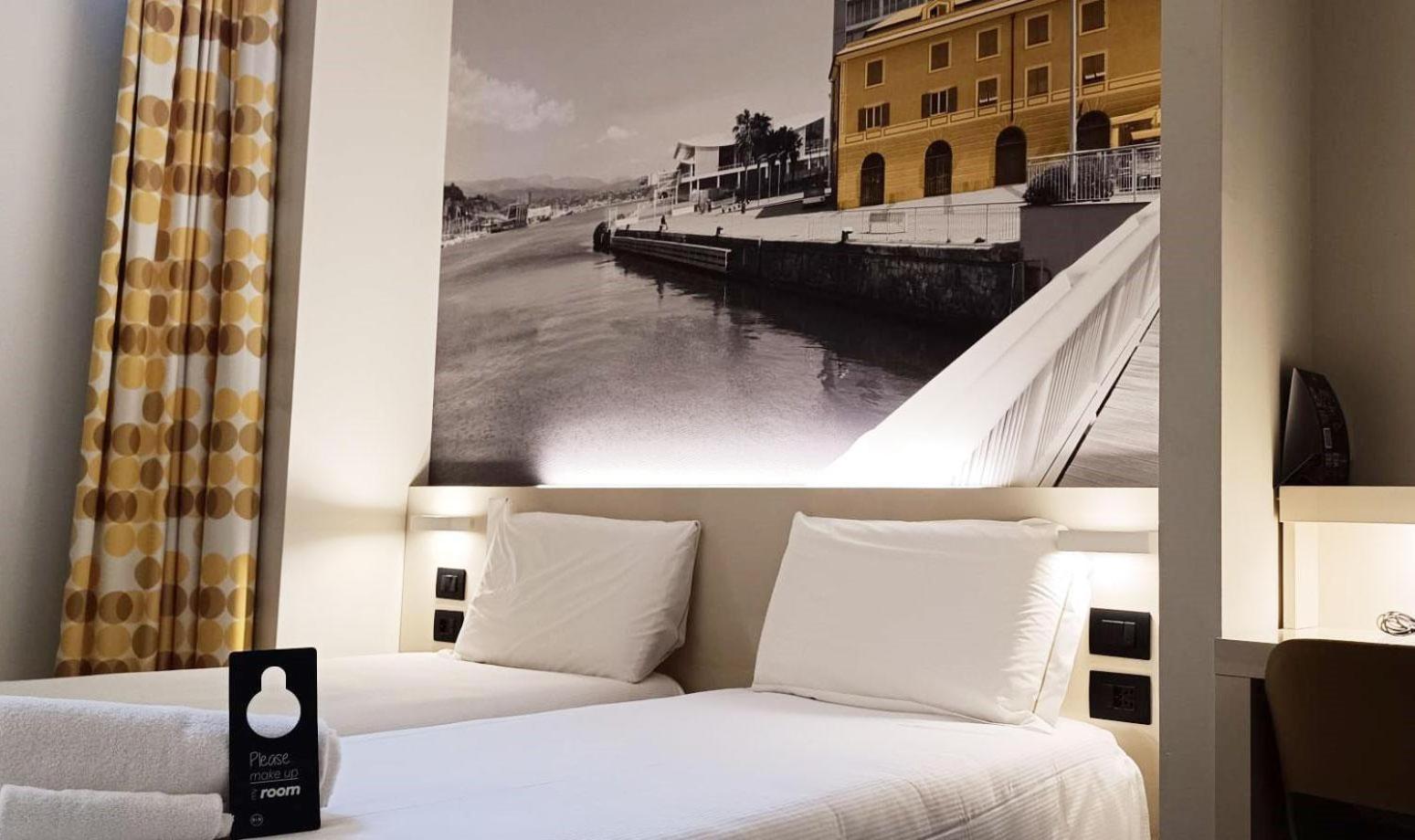 B&B Hotel Савона Экстерьер фото
